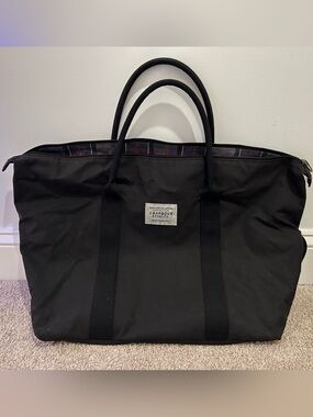 Barbour Eadan Holdall Overnight Bag - Black